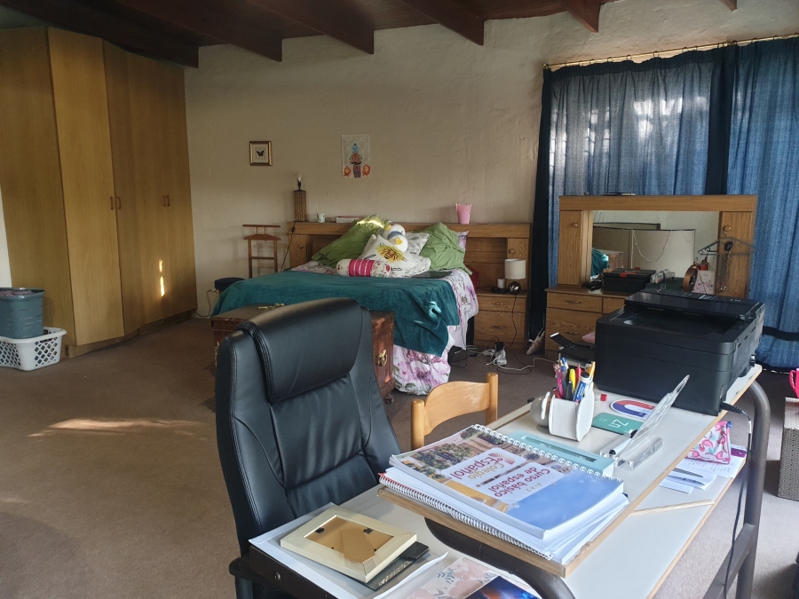 To Let 1 Bedroom Property for Rent in Waterkloof Ridge Gauteng