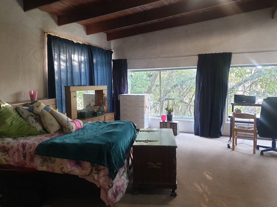 To Let 1 Bedroom Property for Rent in Waterkloof Ridge Gauteng