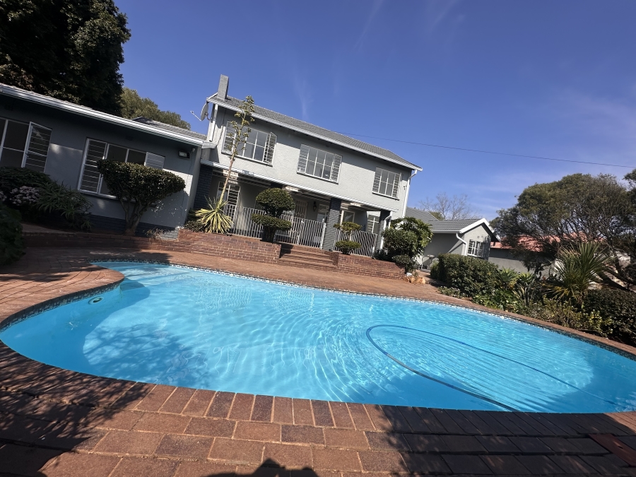 4 Bedroom Property for Sale in Wilro Park Gauteng
