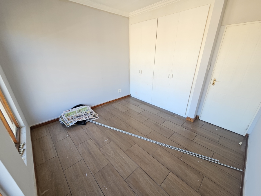 2 Bedroom Property for Sale in Bryanston Gauteng
