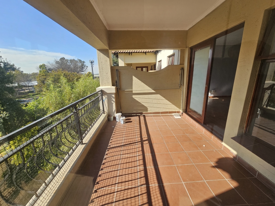 2 Bedroom Property for Sale in Bryanston Gauteng