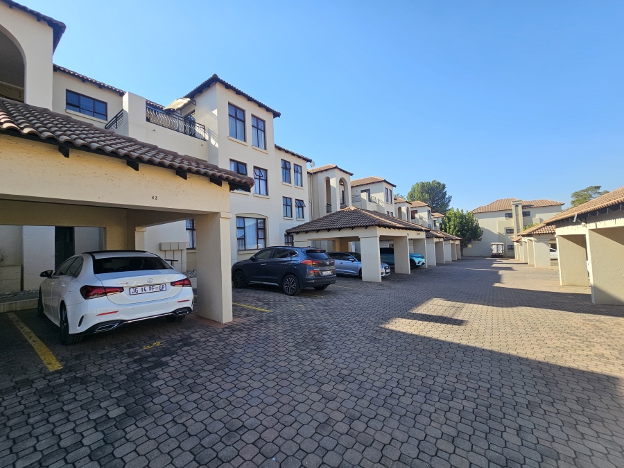 2 Bedroom Property for Sale in Bryanston Gauteng
