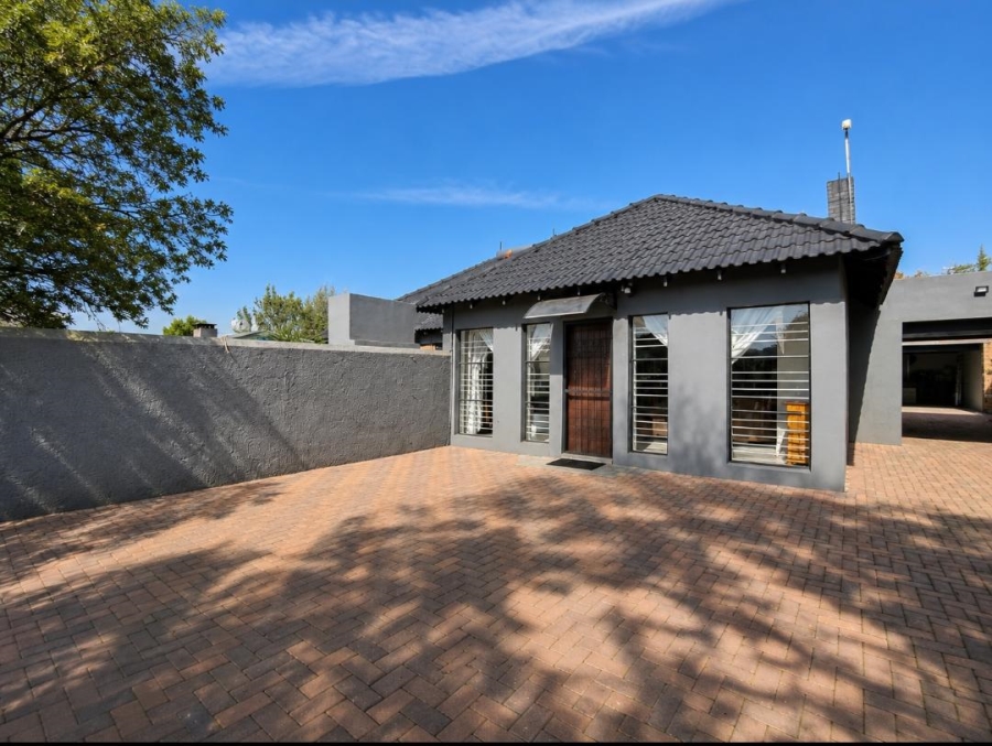 3 Bedroom Property for Sale in Vanderbijlpark SW 5 Gauteng