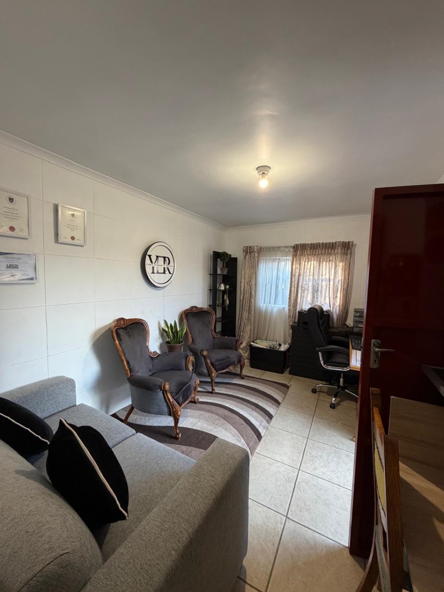 3 Bedroom Property for Sale in Vanderbijlpark SW 5 Gauteng