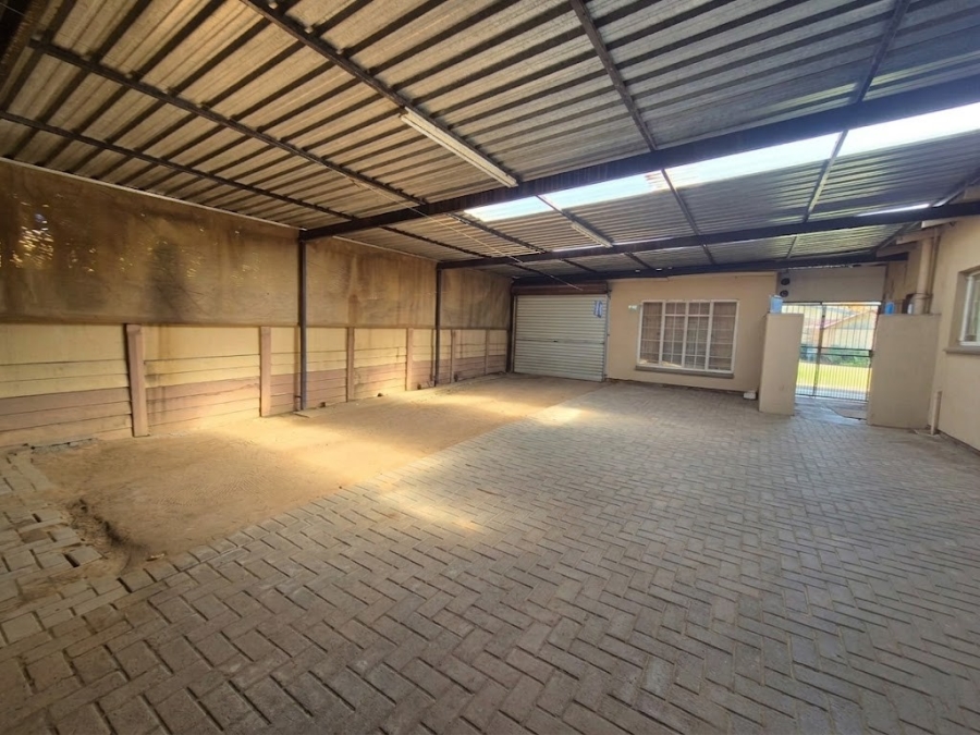 3 Bedroom Property for Sale in Sonland Park Gauteng
