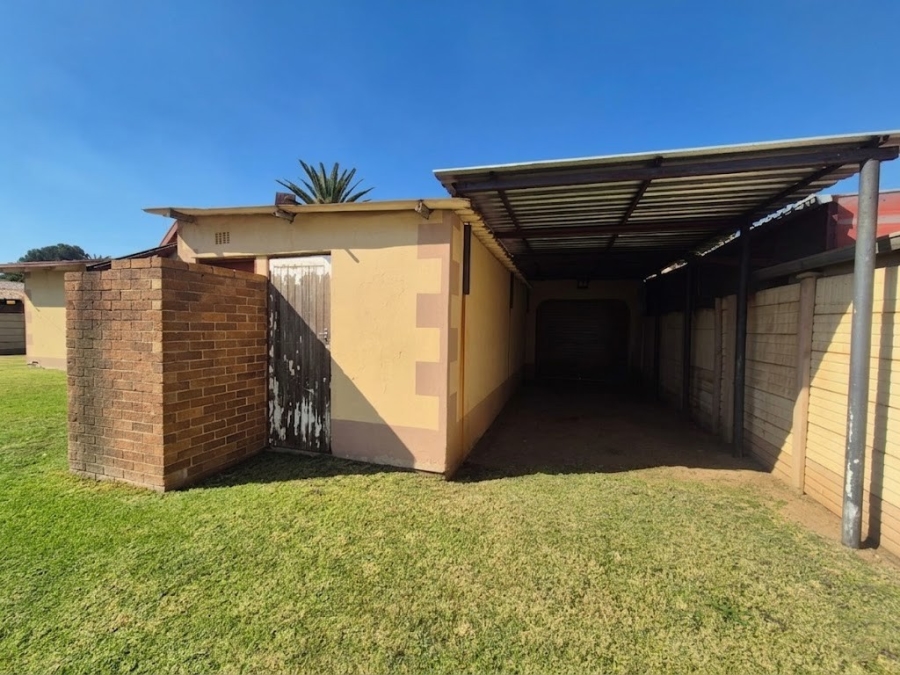3 Bedroom Property for Sale in Sonland Park Gauteng