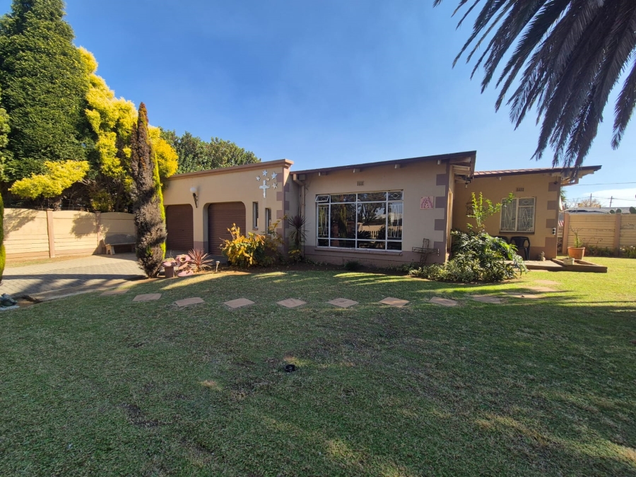 3 Bedroom Property for Sale in Sonland Park Gauteng
