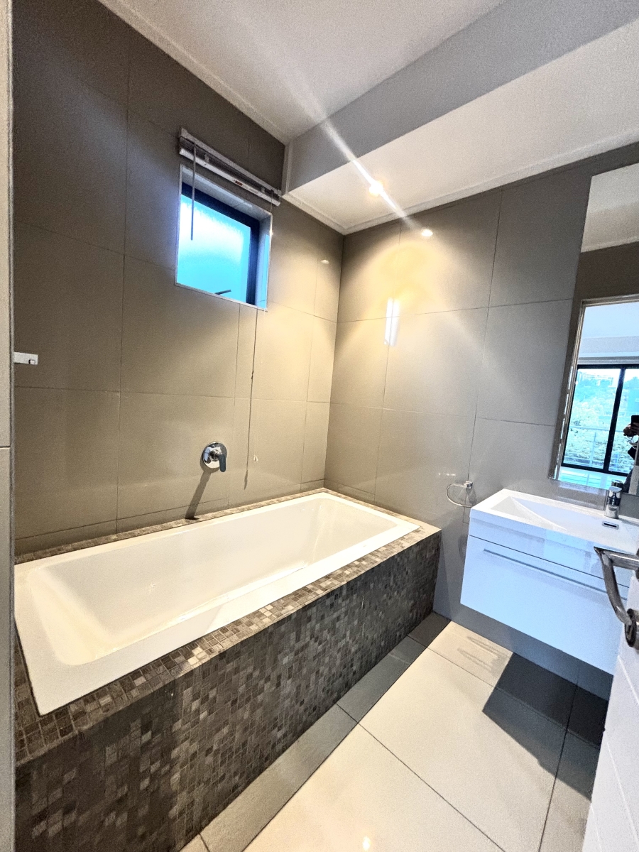 To Let 2 Bedroom Property for Rent in Sandton Central Gauteng