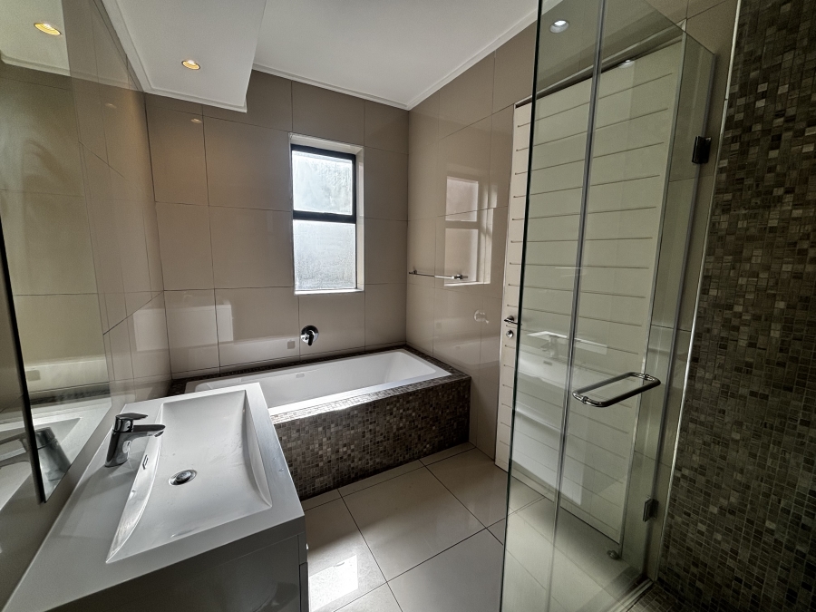 To Let 2 Bedroom Property for Rent in Sandton Central Gauteng