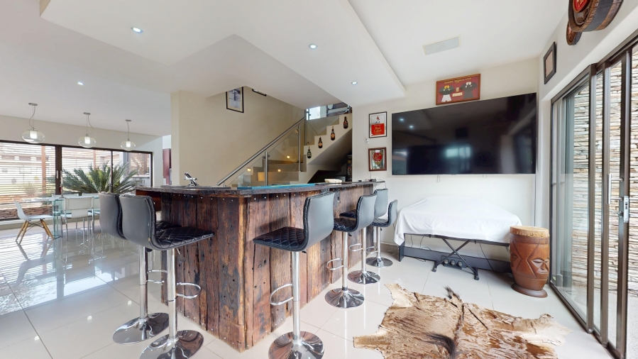 4 Bedroom Property for Sale in Serengeti Lifestyle Estate Gauteng