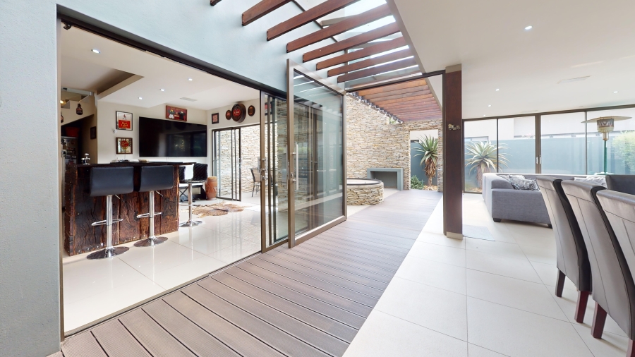 4 Bedroom Property for Sale in Serengeti Lifestyle Estate Gauteng