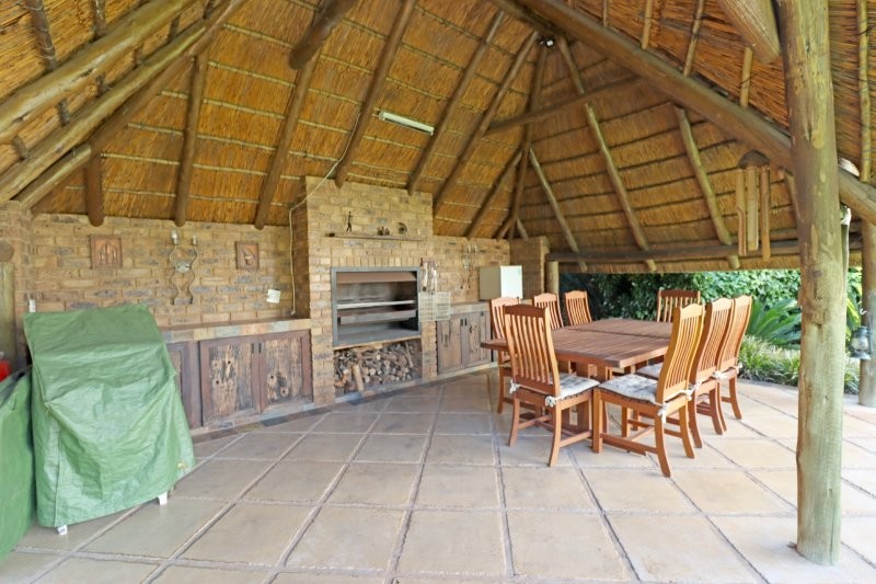 5 Bedroom Property for Sale in Cresta Gauteng
