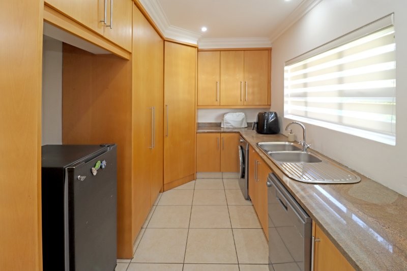 5 Bedroom Property for Sale in Cresta Gauteng