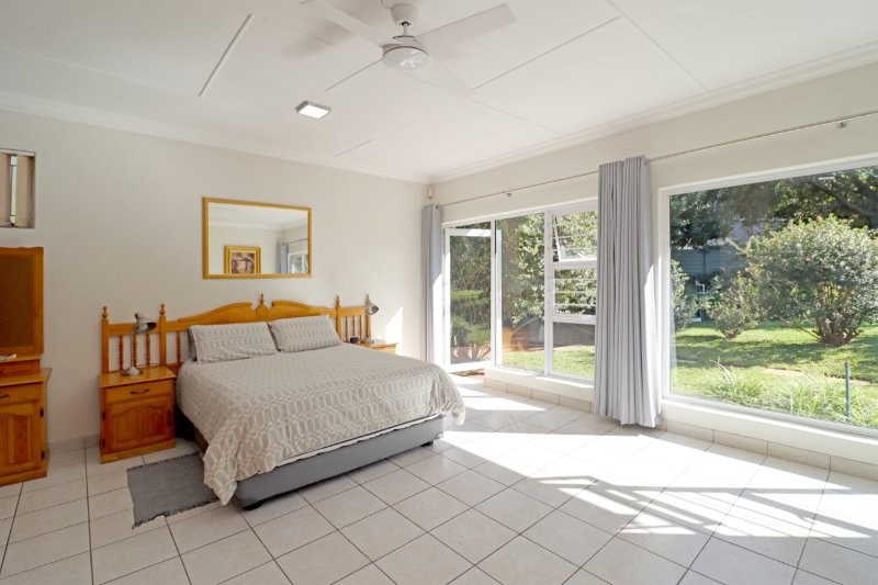 5 Bedroom Property for Sale in Cresta Gauteng