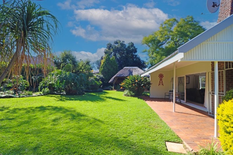 5 Bedroom Property for Sale in Cresta Gauteng