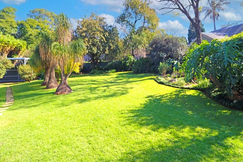 5 Bedroom Property for Sale in Cresta Gauteng