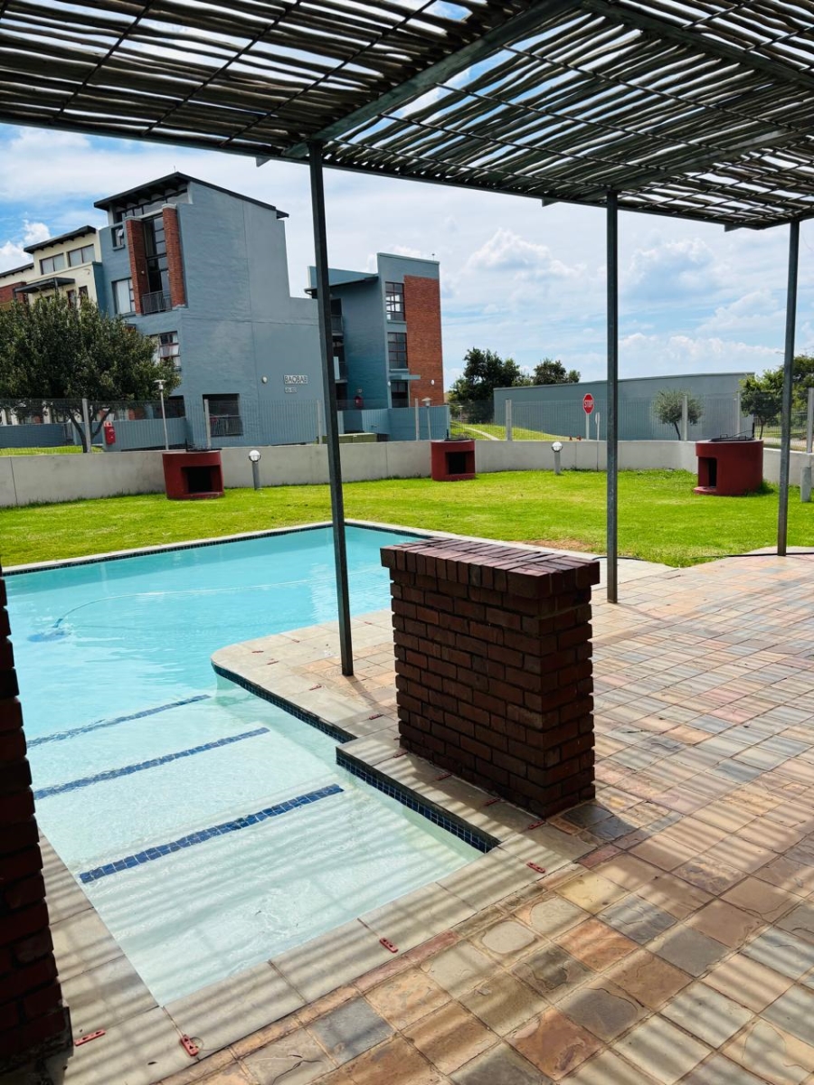 2 Bedroom Property for Sale in Carlswald Gauteng