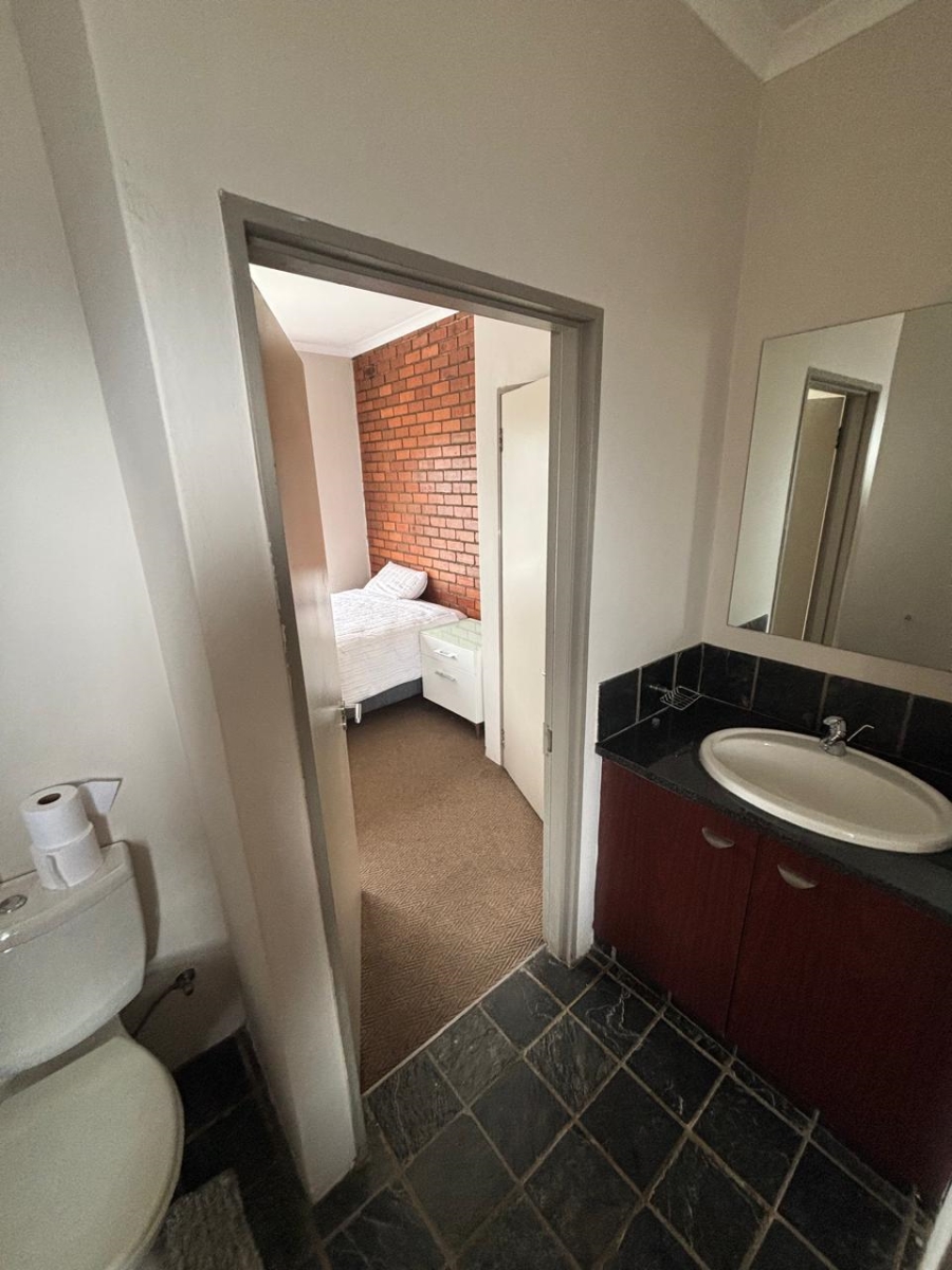 2 Bedroom Property for Sale in Carlswald Gauteng
