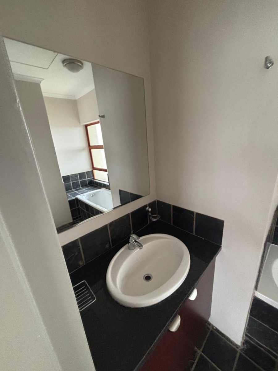 2 Bedroom Property for Sale in Carlswald Gauteng