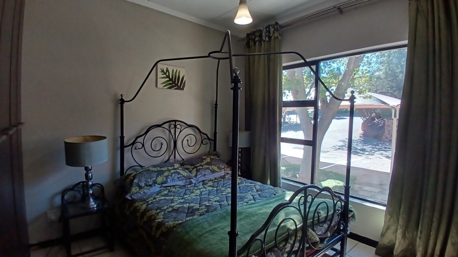 2 Bedroom Property for Sale in Bassonia Gauteng