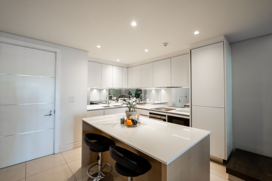 To Let 2 Bedroom Property for Rent in Houghton Estate Gauteng