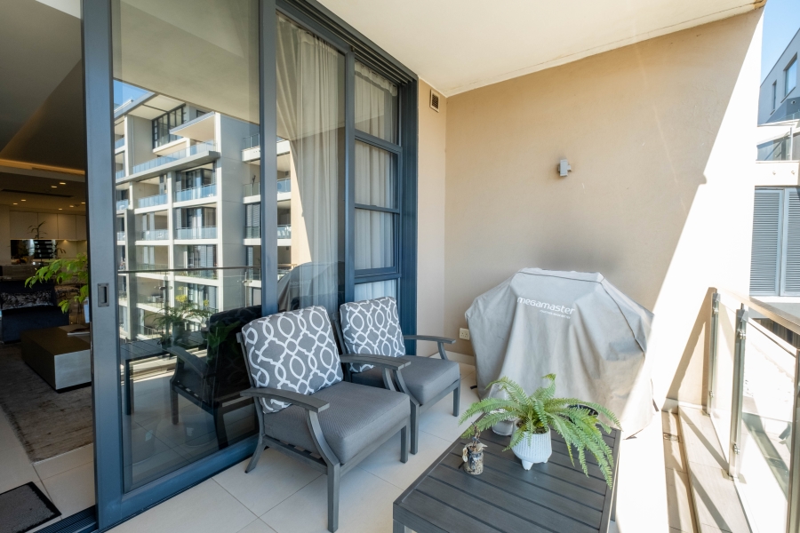To Let 2 Bedroom Property for Rent in Houghton Estate Gauteng