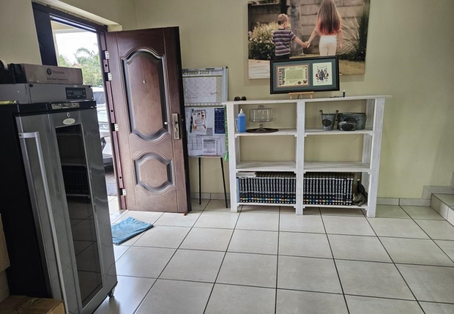 To Let 4 Bedroom Property for Rent in Stone Ridge Gauteng