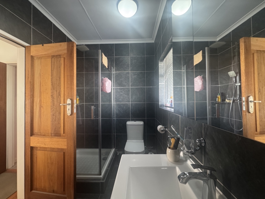3 Bedroom Property for Sale in Randhart Gauteng