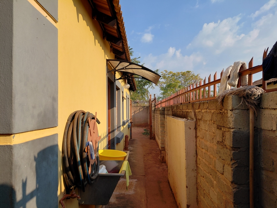 3 Bedroom Property for Sale in Nkwe Estate Gauteng