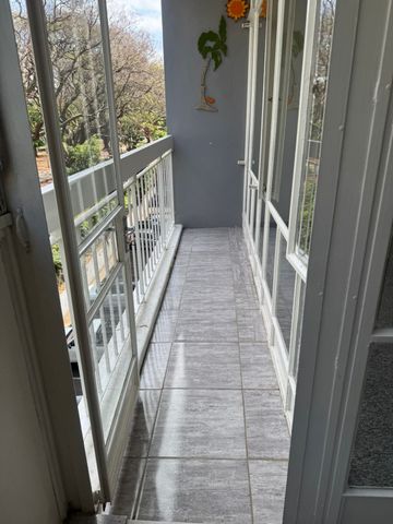 To Let 1 Bedroom Property for Rent in Killarney Gauteng