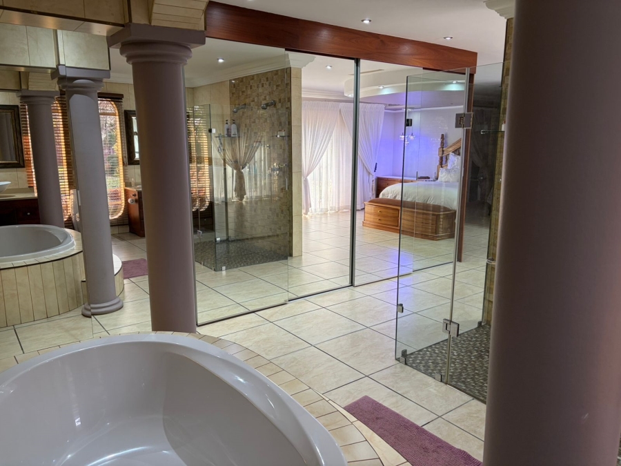 6 Bedroom Property for Sale in Sherman Park Gauteng