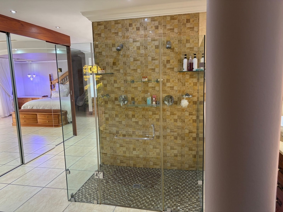6 Bedroom Property for Sale in Sherman Park Gauteng