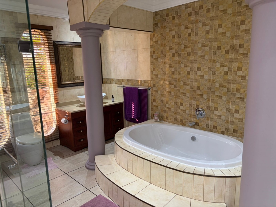 6 Bedroom Property for Sale in Sherman Park Gauteng