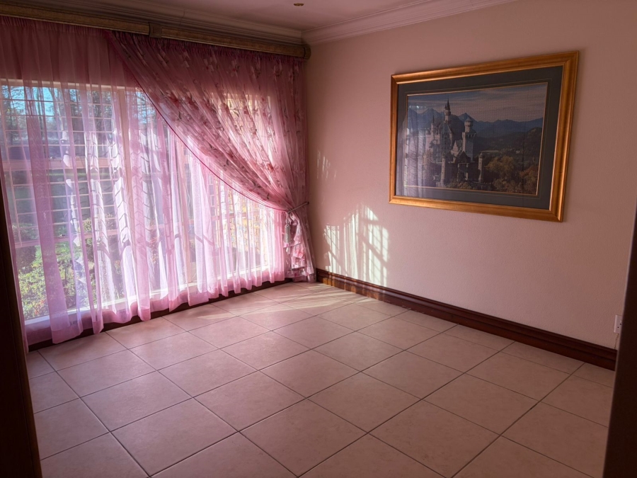 6 Bedroom Property for Sale in Sherman Park Gauteng