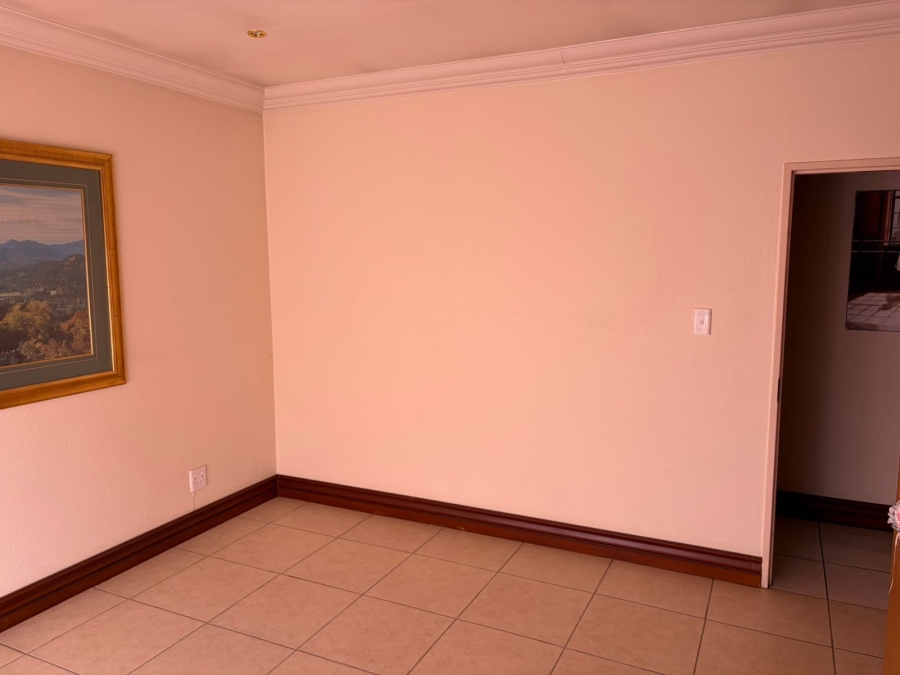 6 Bedroom Property for Sale in Sherman Park Gauteng