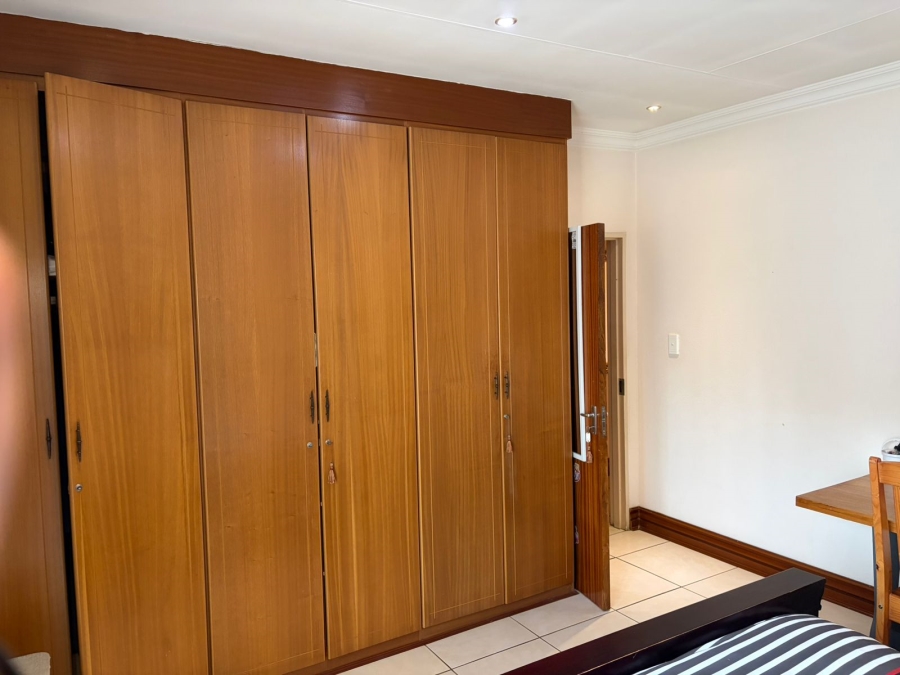 6 Bedroom Property for Sale in Sherman Park Gauteng