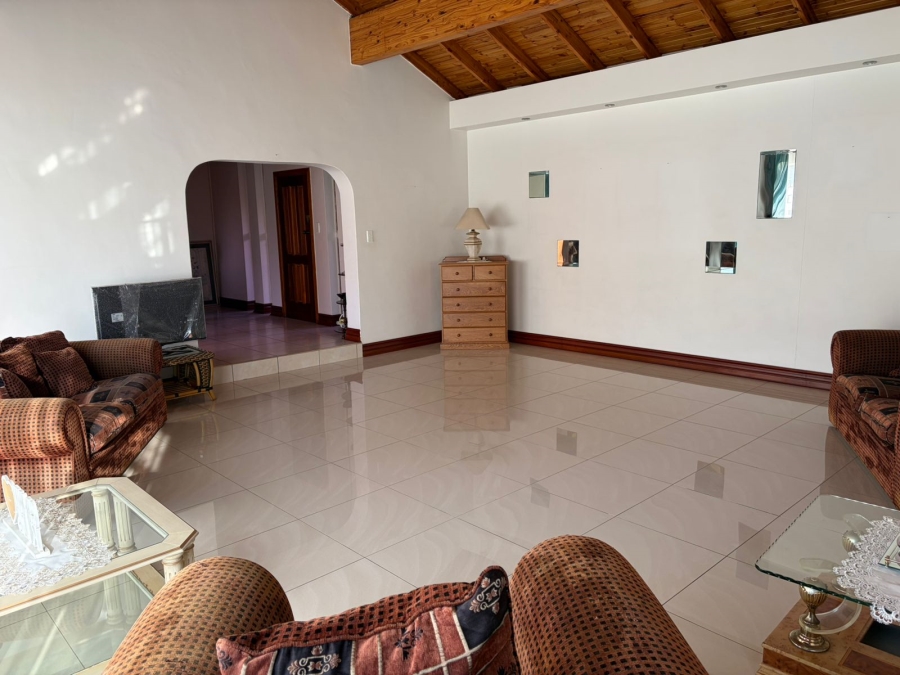 6 Bedroom Property for Sale in Sherman Park Gauteng