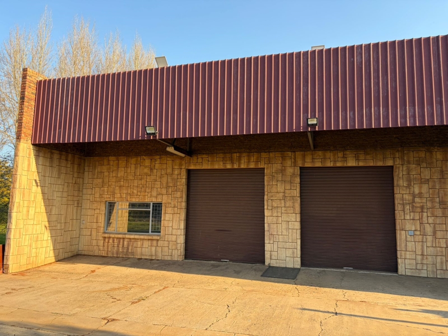 6 Bedroom Property for Sale in Sherman Park Gauteng