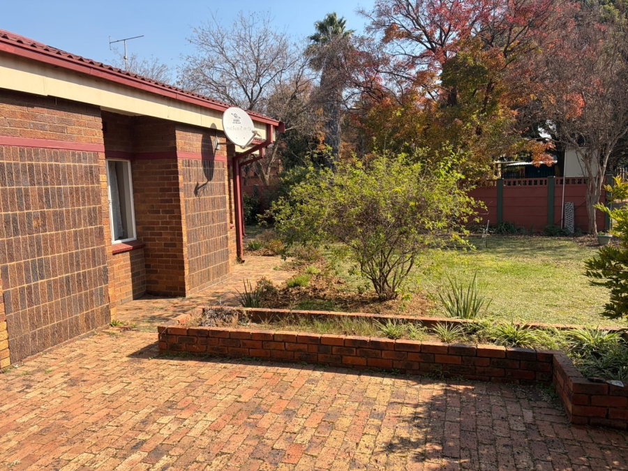 12 Bedroom Property for Sale in Sonland Park Gauteng