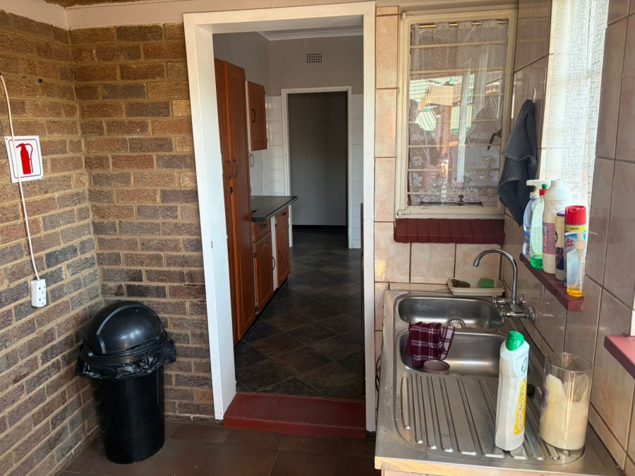 12 Bedroom Property for Sale in Sonland Park Gauteng