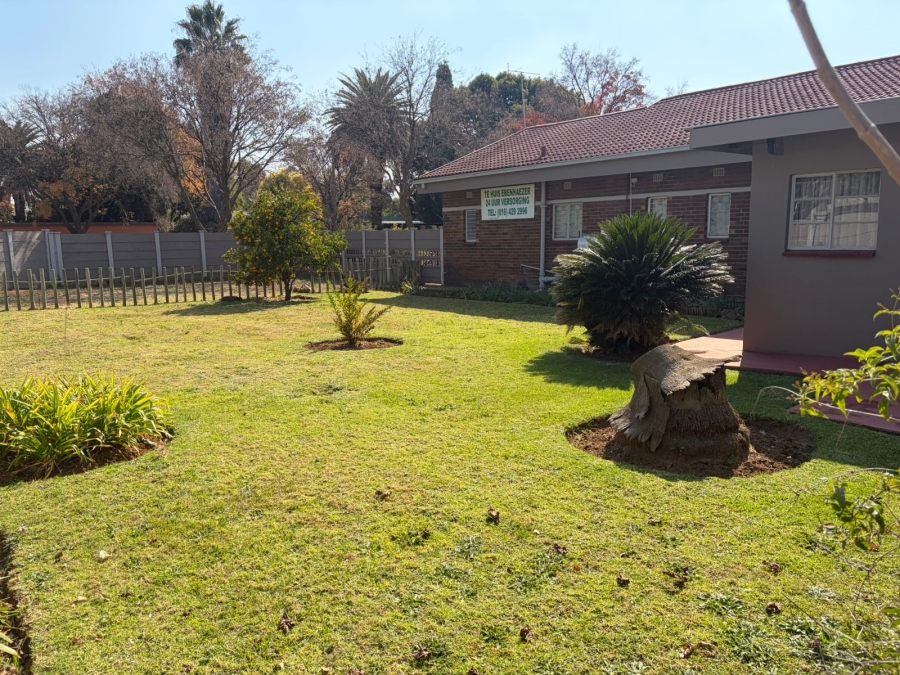 12 Bedroom Property for Sale in Sonland Park Gauteng