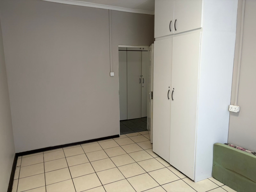 12 Bedroom Property for Sale in Sonland Park Gauteng