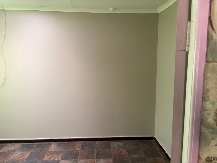 12 Bedroom Property for Sale in Sonland Park Gauteng