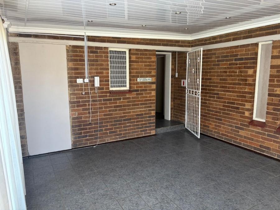 12 Bedroom Property for Sale in Sonland Park Gauteng
