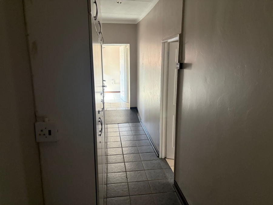 12 Bedroom Property for Sale in Sonland Park Gauteng