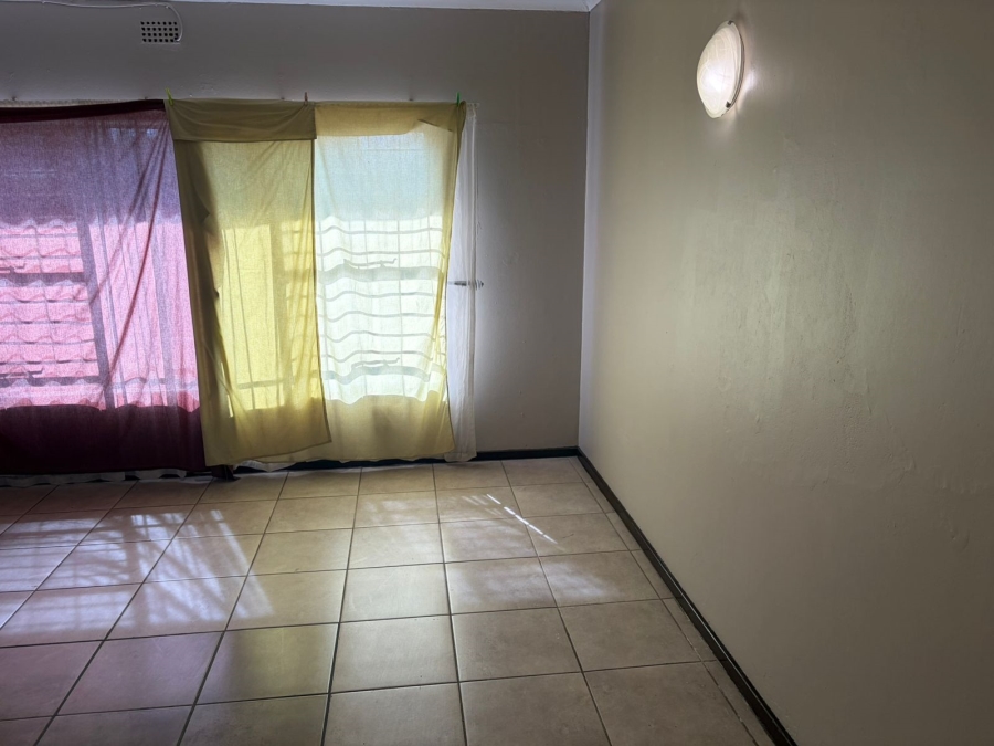12 Bedroom Property for Sale in Sonland Park Gauteng