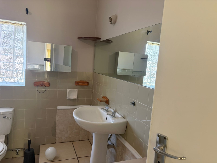12 Bedroom Property for Sale in Sonland Park Gauteng