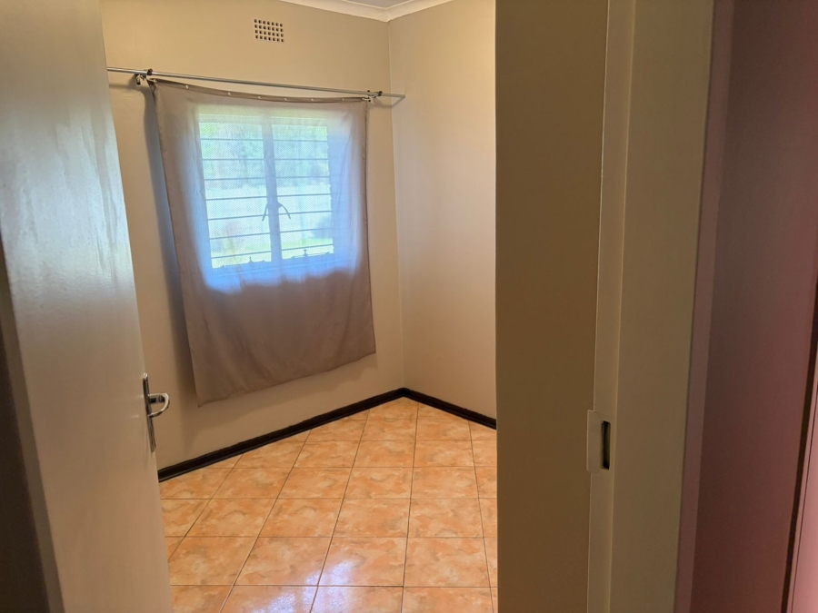 12 Bedroom Property for Sale in Sonland Park Gauteng