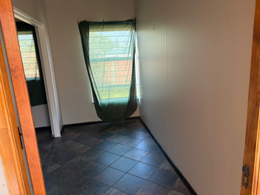 12 Bedroom Property for Sale in Sonland Park Gauteng