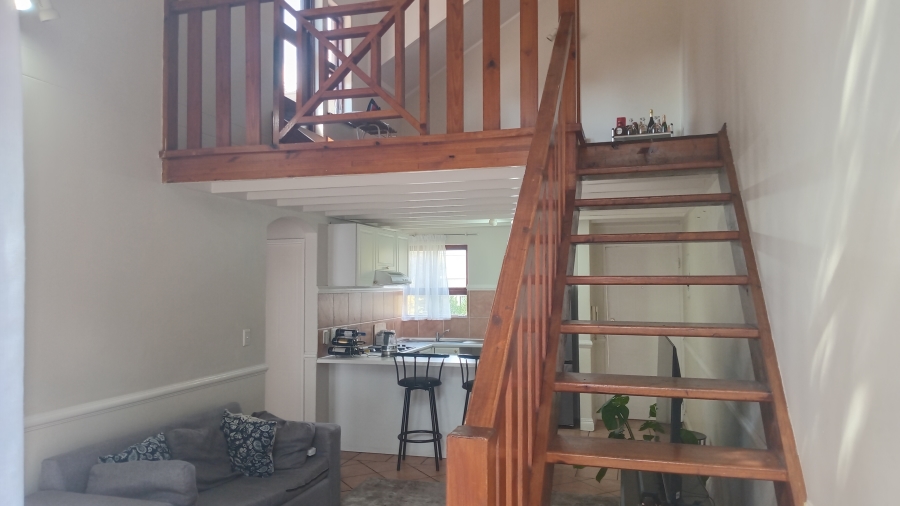 1 Bedroom Property for Sale in Saxonwold Gauteng
